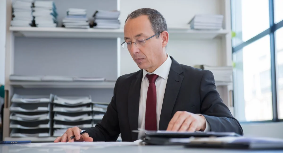 Quelle solution de paie garantit une conformité parfaite pour votre entreprise française ?
